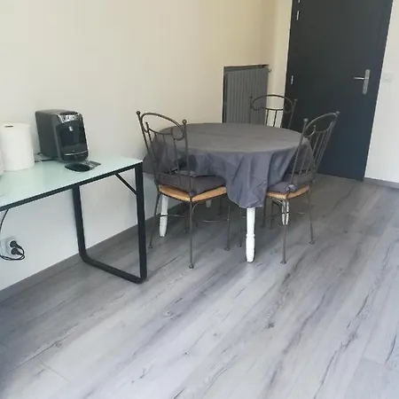 Apartment Insolite73